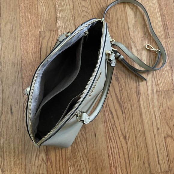 Michael Kors Bag - Picture 6 of 7